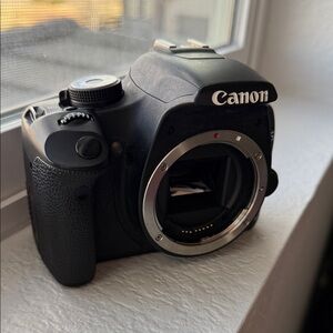 Canon EOS Rebel T1i Camera (2009)